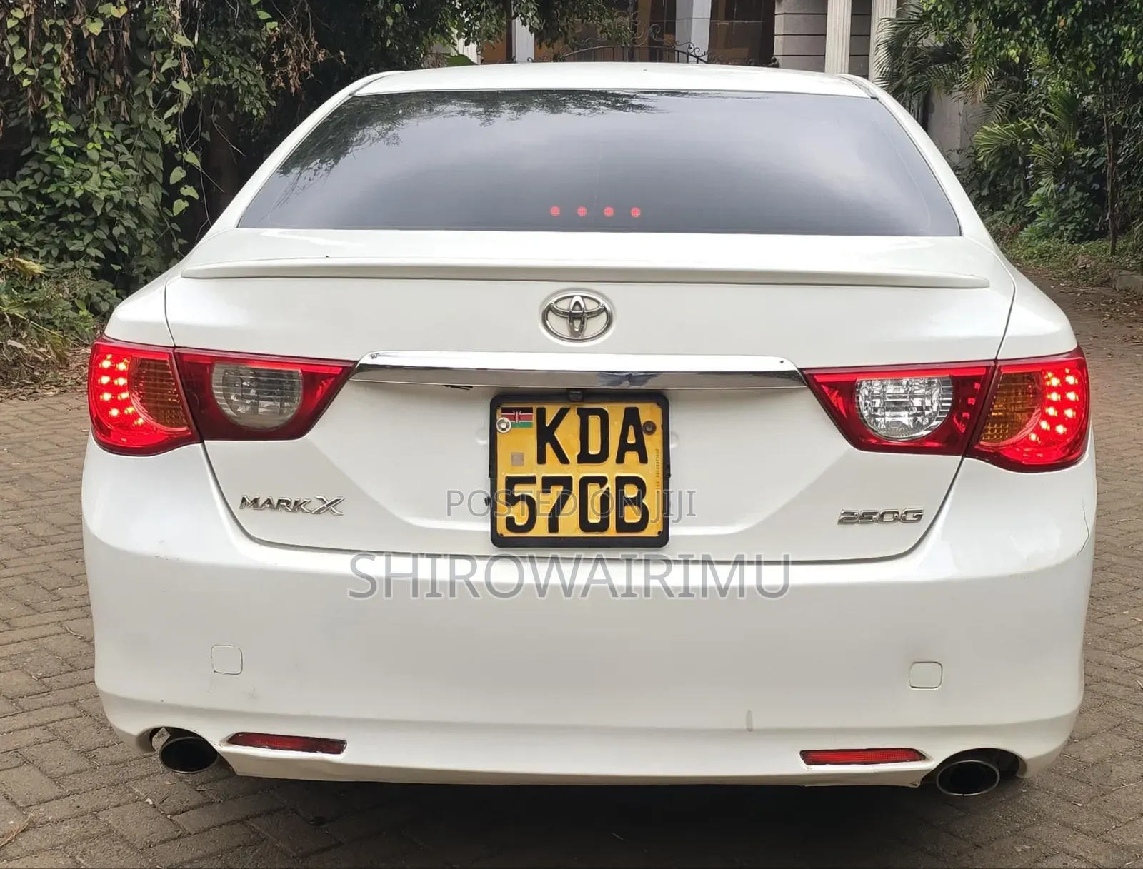 Toyota Crown 2012 White