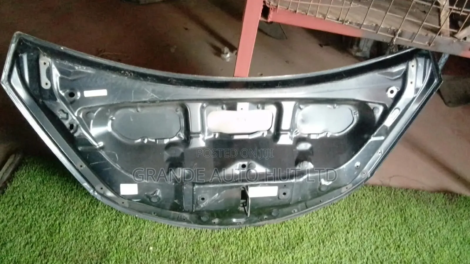 Sibaru Trezia Bonnet
