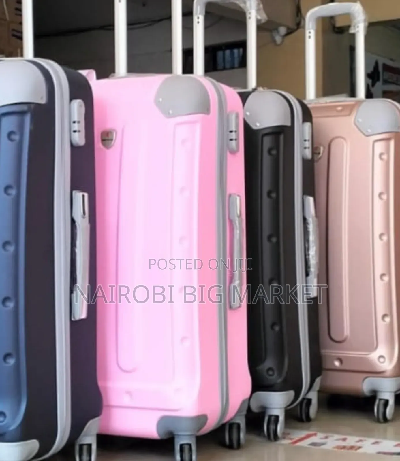 3 in 1 Fibre Luxurious Suitcase Size 3