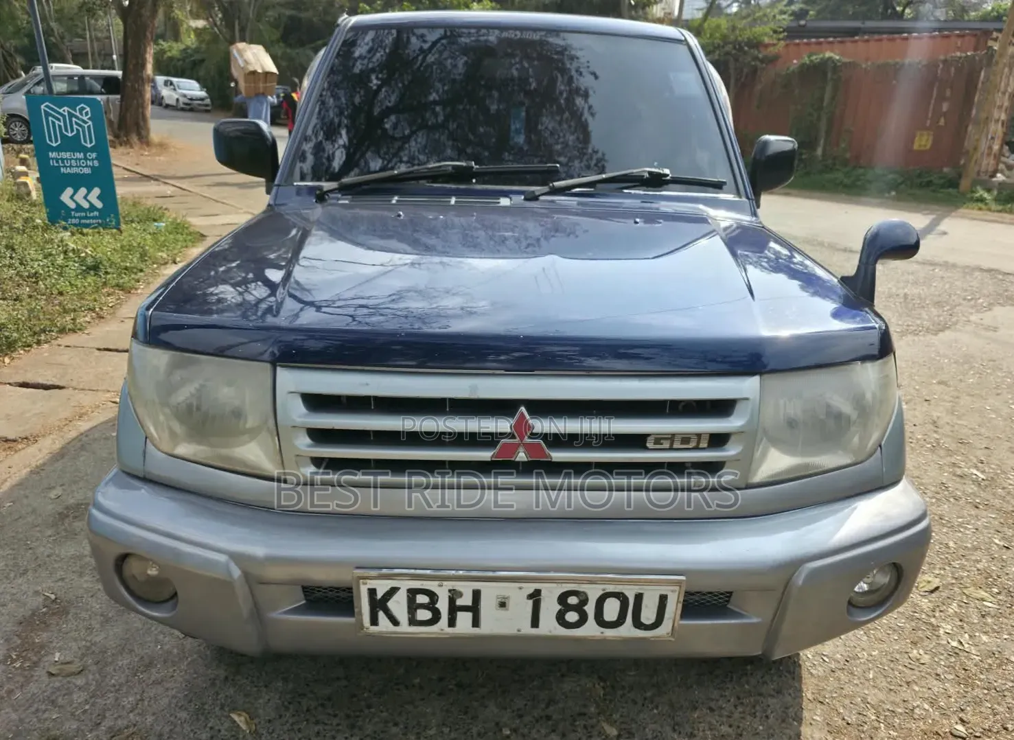 Mitsubishi Pajero IO 2002 Blue