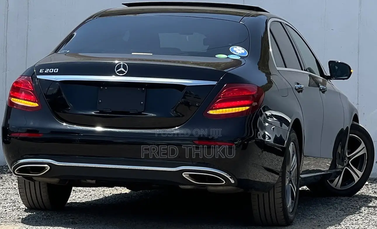 Mercedes-Benz E200 2019 Black
