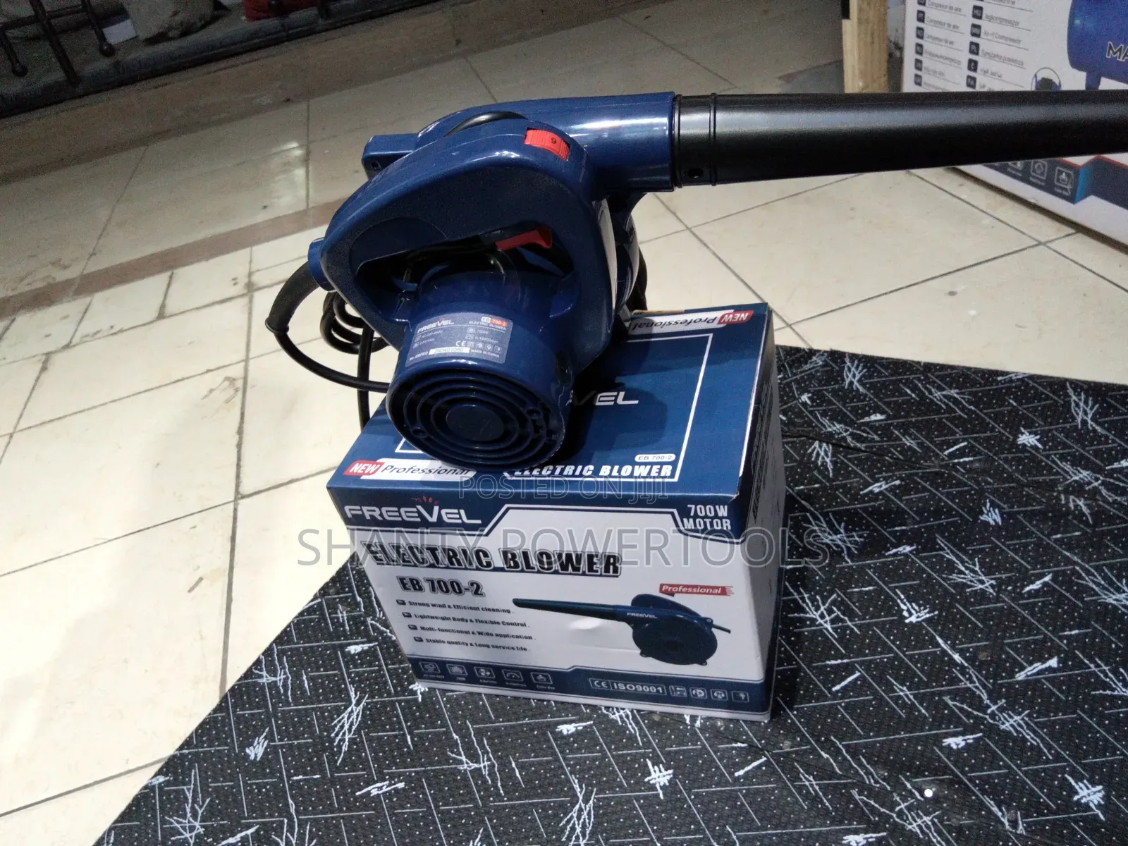 Electric Blower 700w