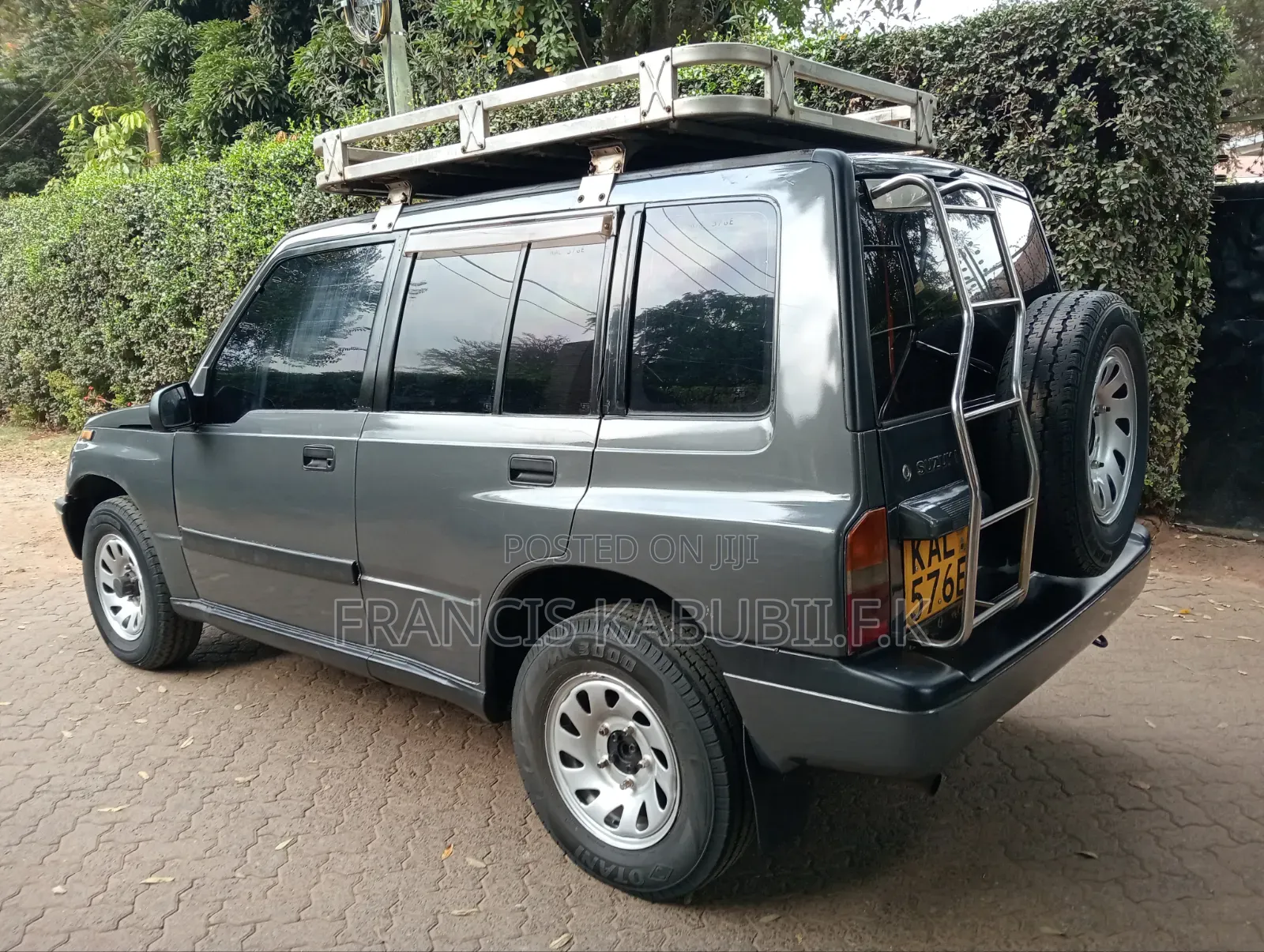 Suzuki Escudo 1993 Gray