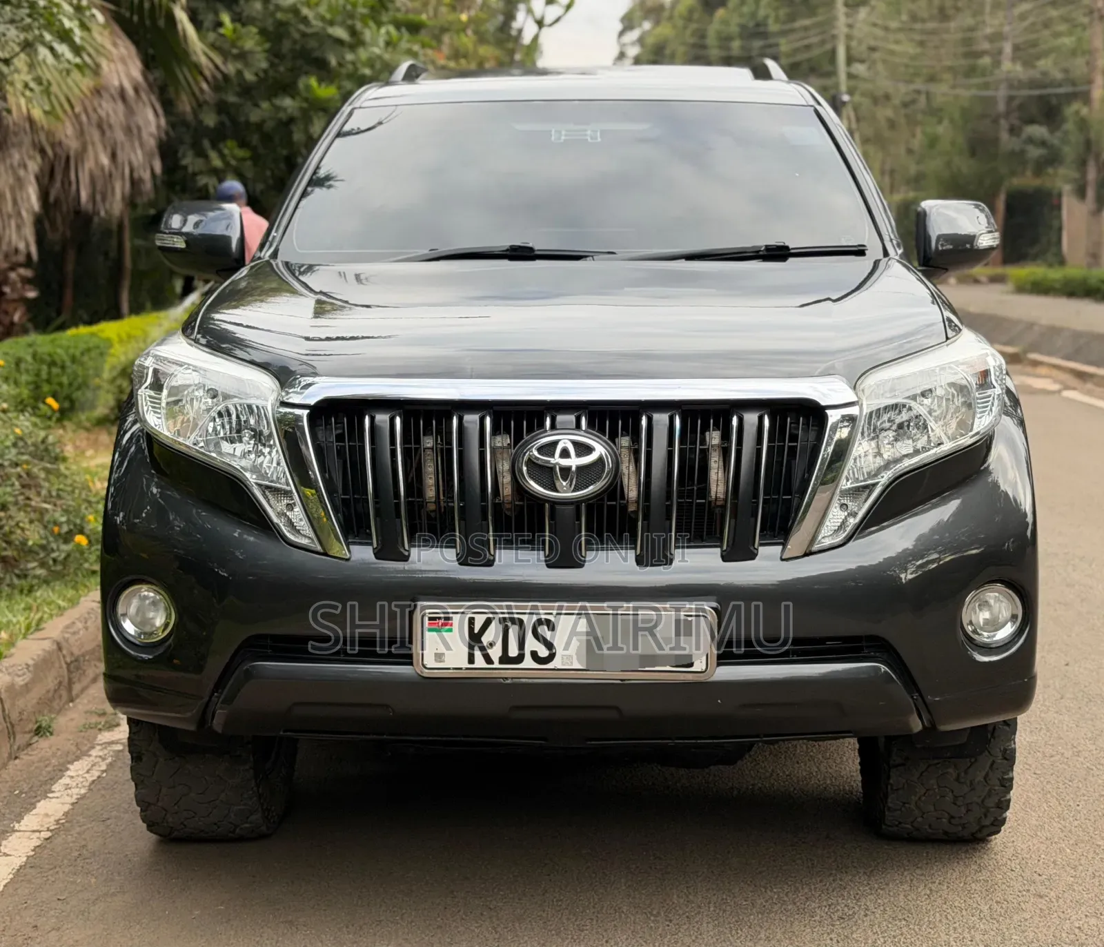 Toyota Land Cruiser Prado 2016 Gray