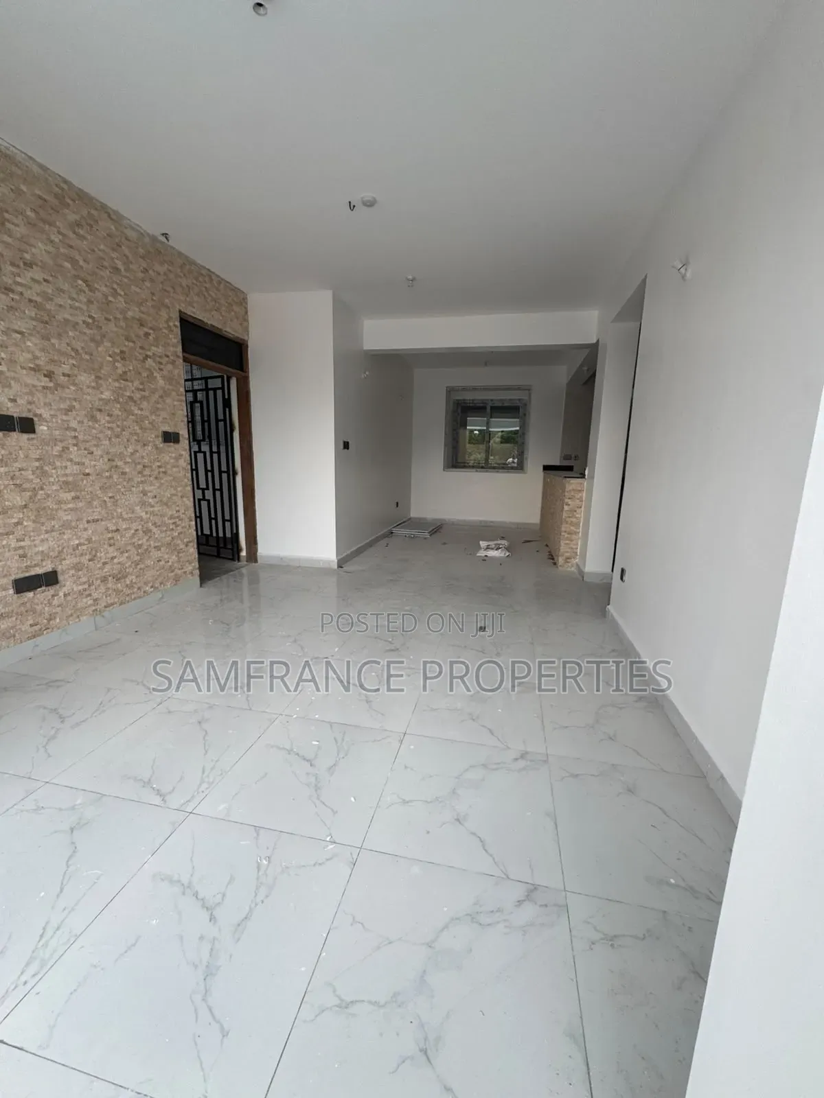 3bdrm Apartment in Courty Yard, Nyali Mkomani for sale