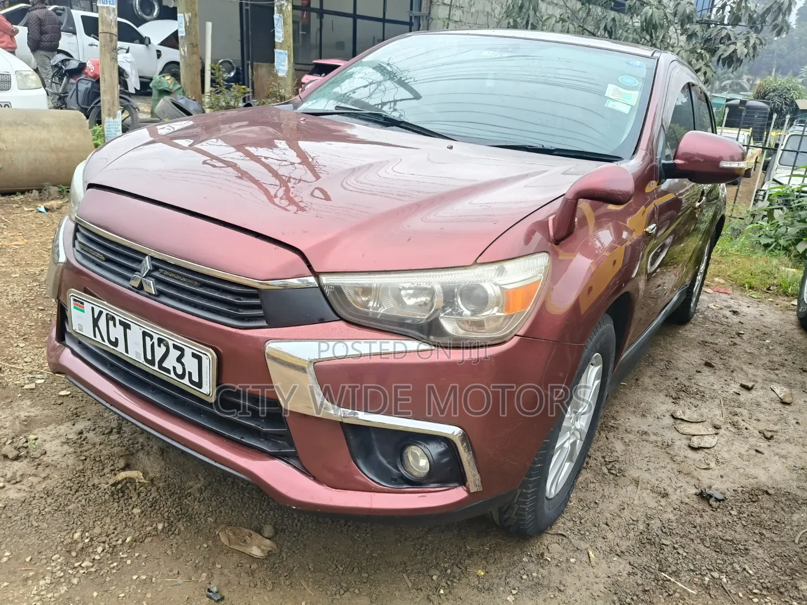 Mitsubishi RVR 2.0 2012 Maroon