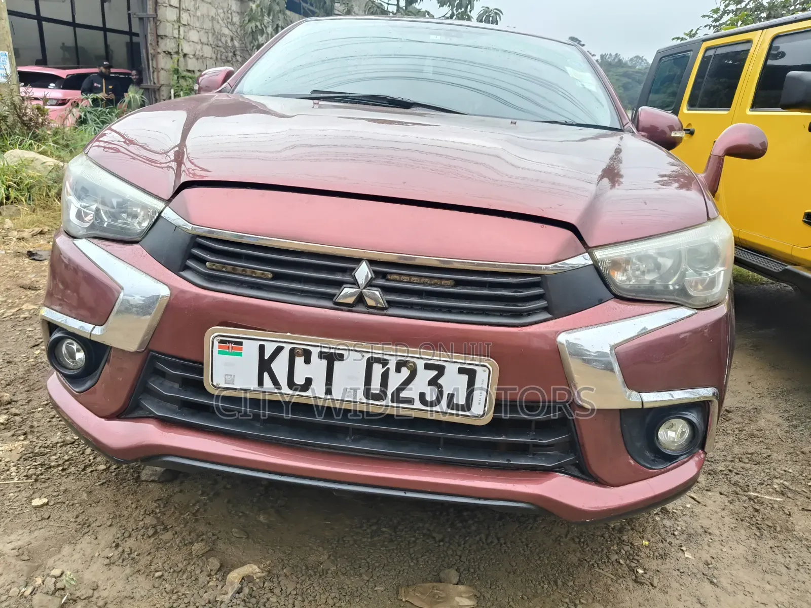Mitsubishi RVR 2.0 2012 Maroon