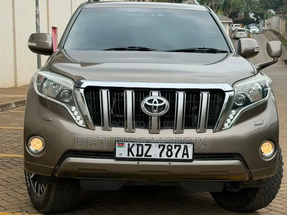 Toyota Land Cruiser Prado 2.8 D-4D 2015 Gray