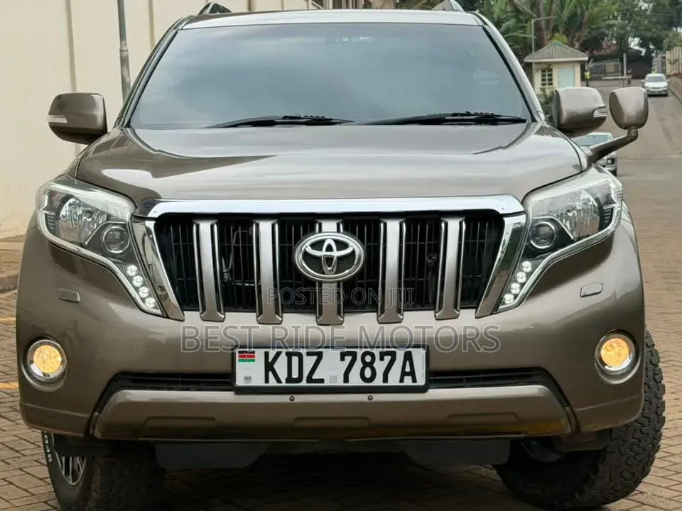 Toyota Land Cruiser Prado 2.8 D-4D 2015 Gray