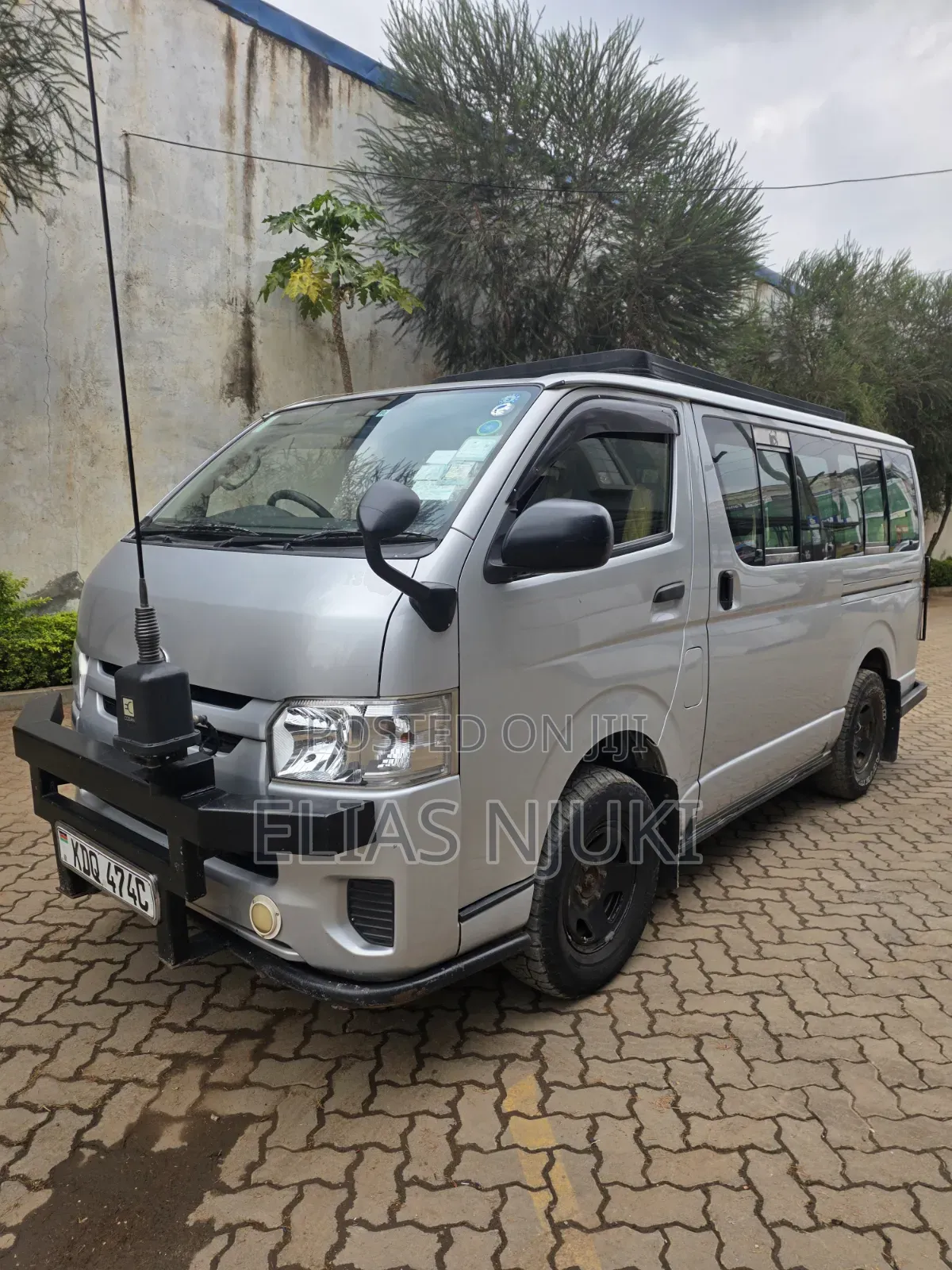 Toyota HiAce 2017 Silver