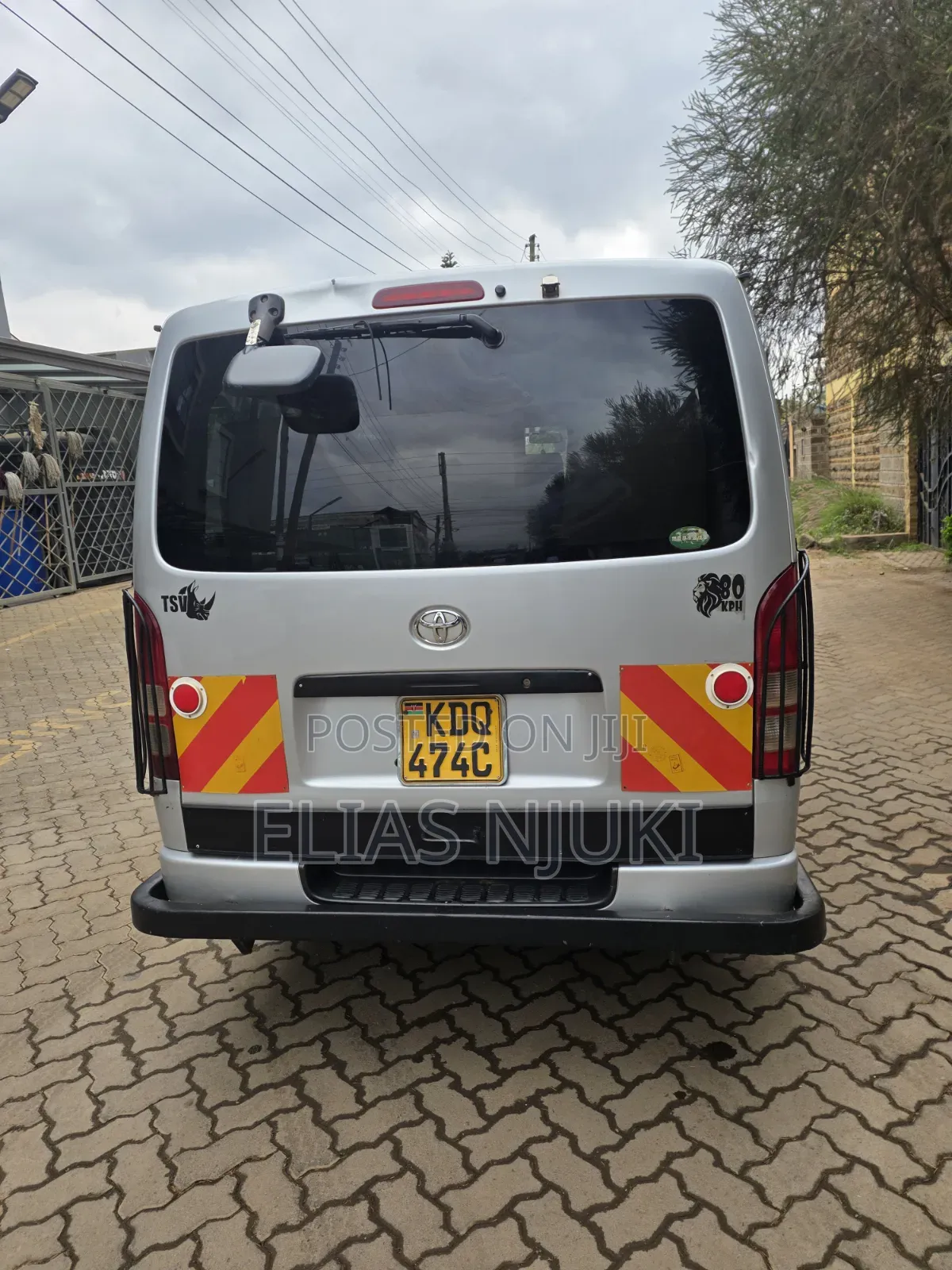 Toyota HiAce 2017 Silver