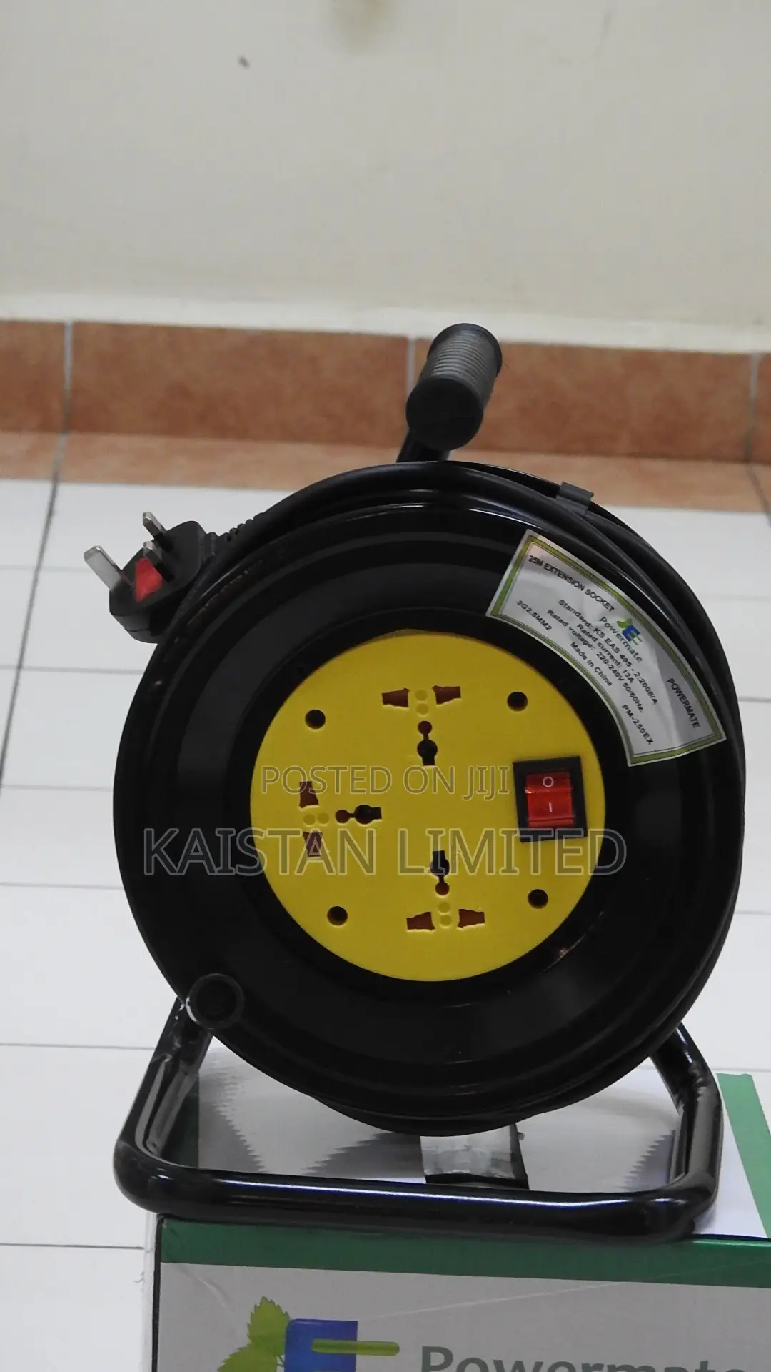 25 Metre Heavy Duty Extension Cable Reel 13A Power Socket