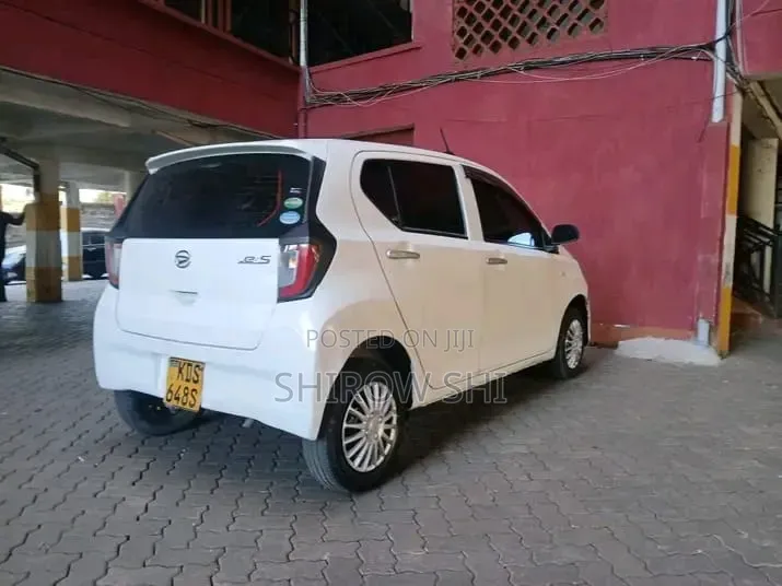 Daihatsu Mira 2018 White