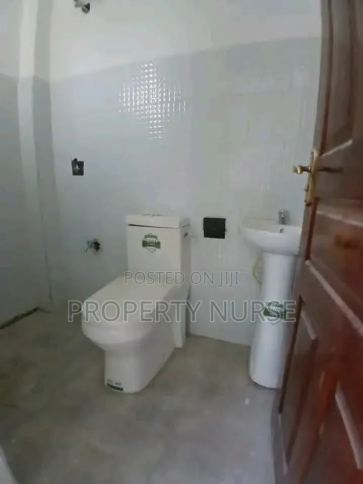 2bdrm Apartment in Gateway Mall Area for rent
