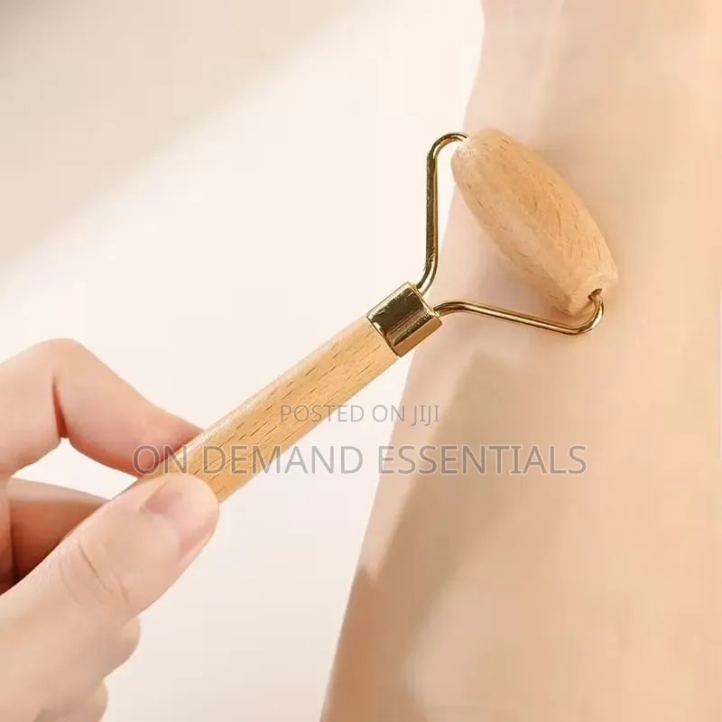 *Wooden Roller Face Massage Roller Body Eyes Neck Massager Tool