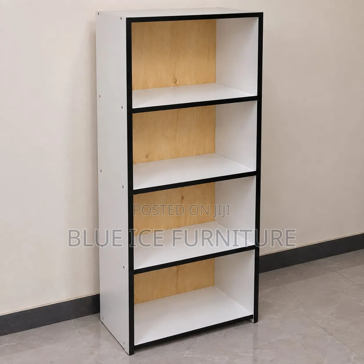 Modern Wooden Display Shelf With 4-Tier