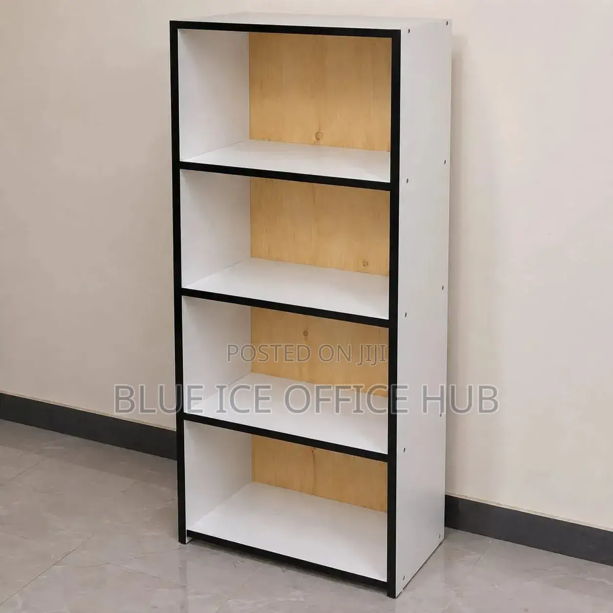 Modern Wooden Display Shelf With 4-Tier