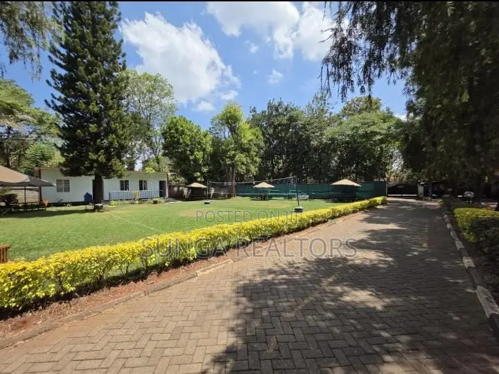 Commercial Property for Rent in Lavington