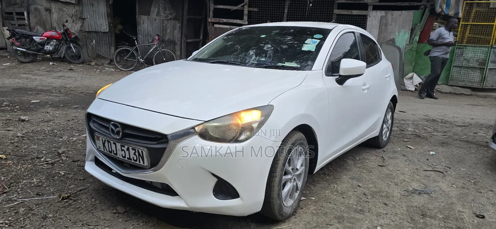 Mazda Demio 2016 White