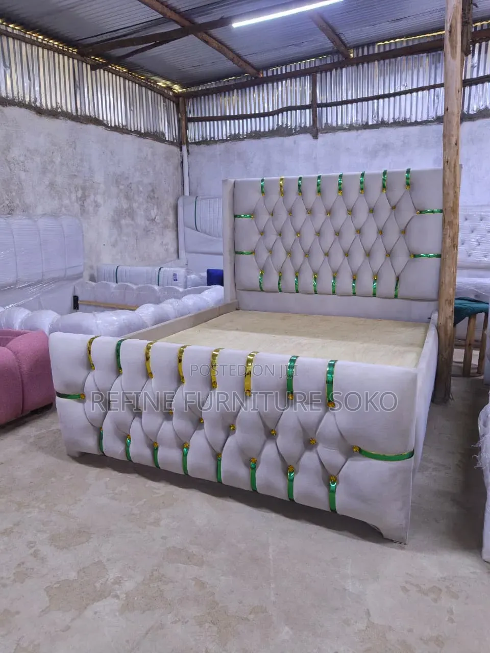 Gray Chester Tufted Bed 5x6 and 6x6 Available at Affordable Price