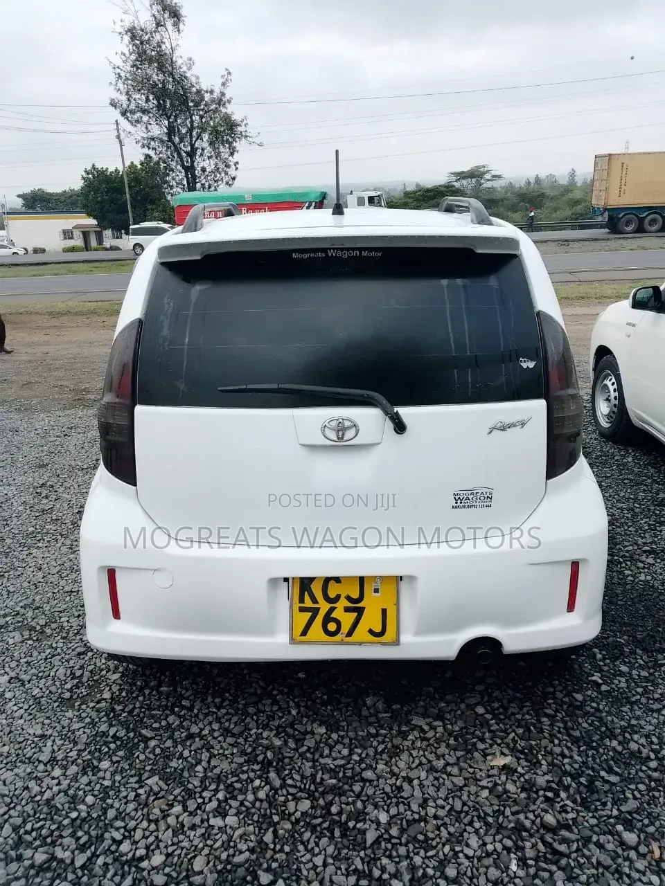 Toyota Passo 2009 White