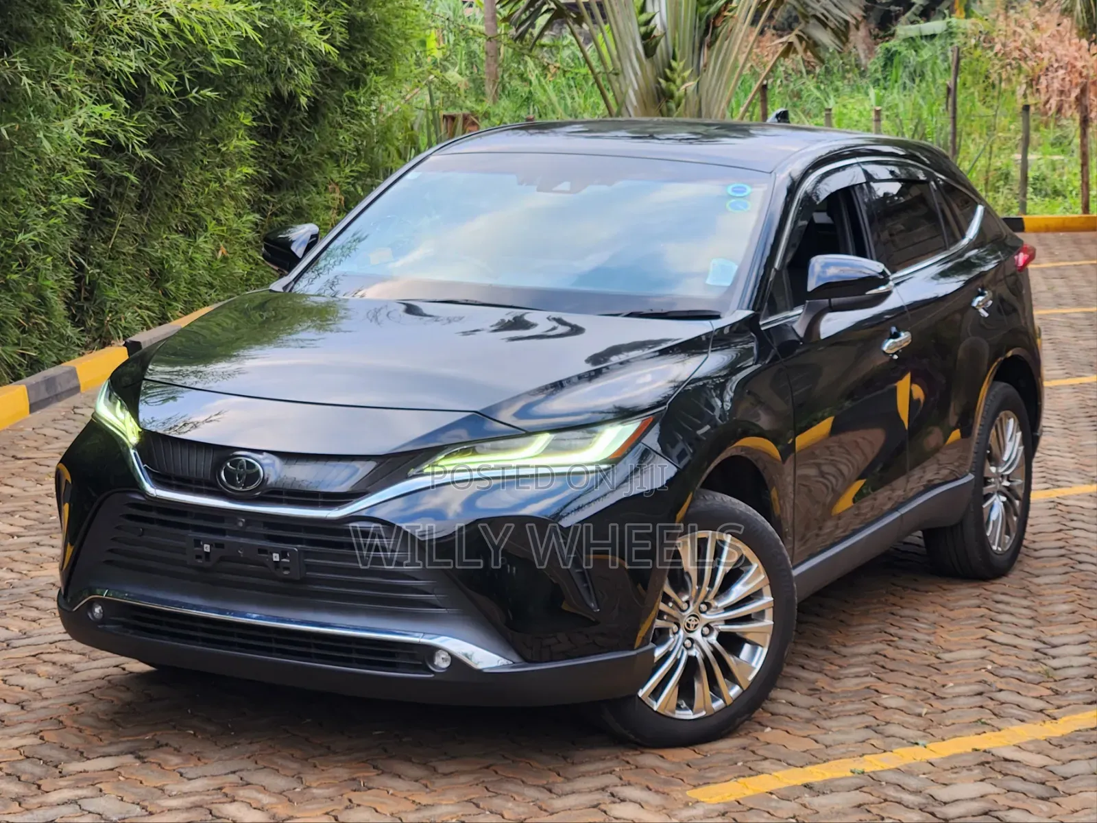 Toyota Harrier 2021 Black