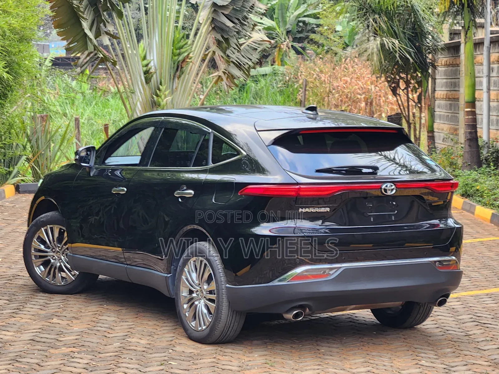 Toyota Harrier 2021 Black