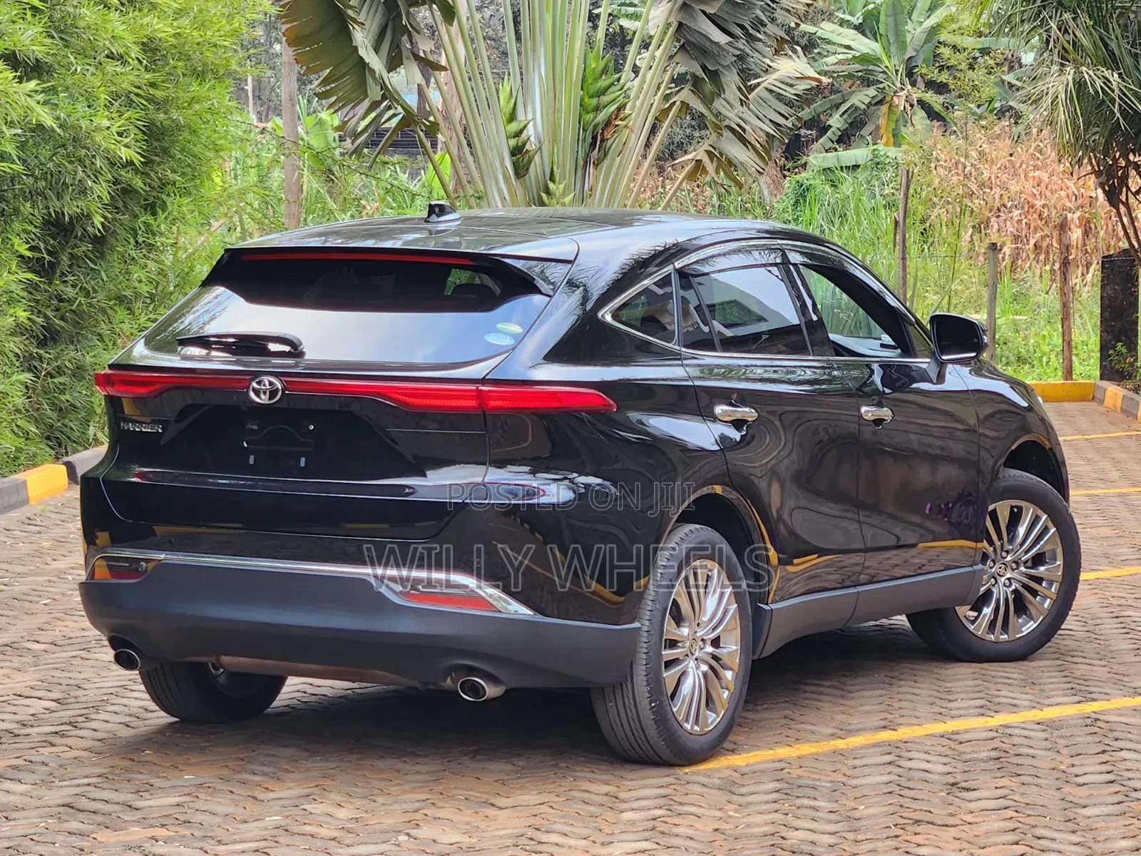 Toyota Harrier 2021 Black