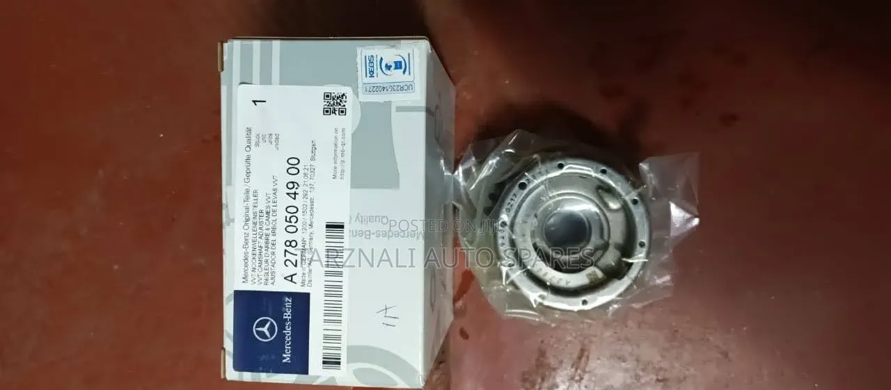 Mercedes-Benz VVT (Variable Valve Timing) Camshaft Adjuster