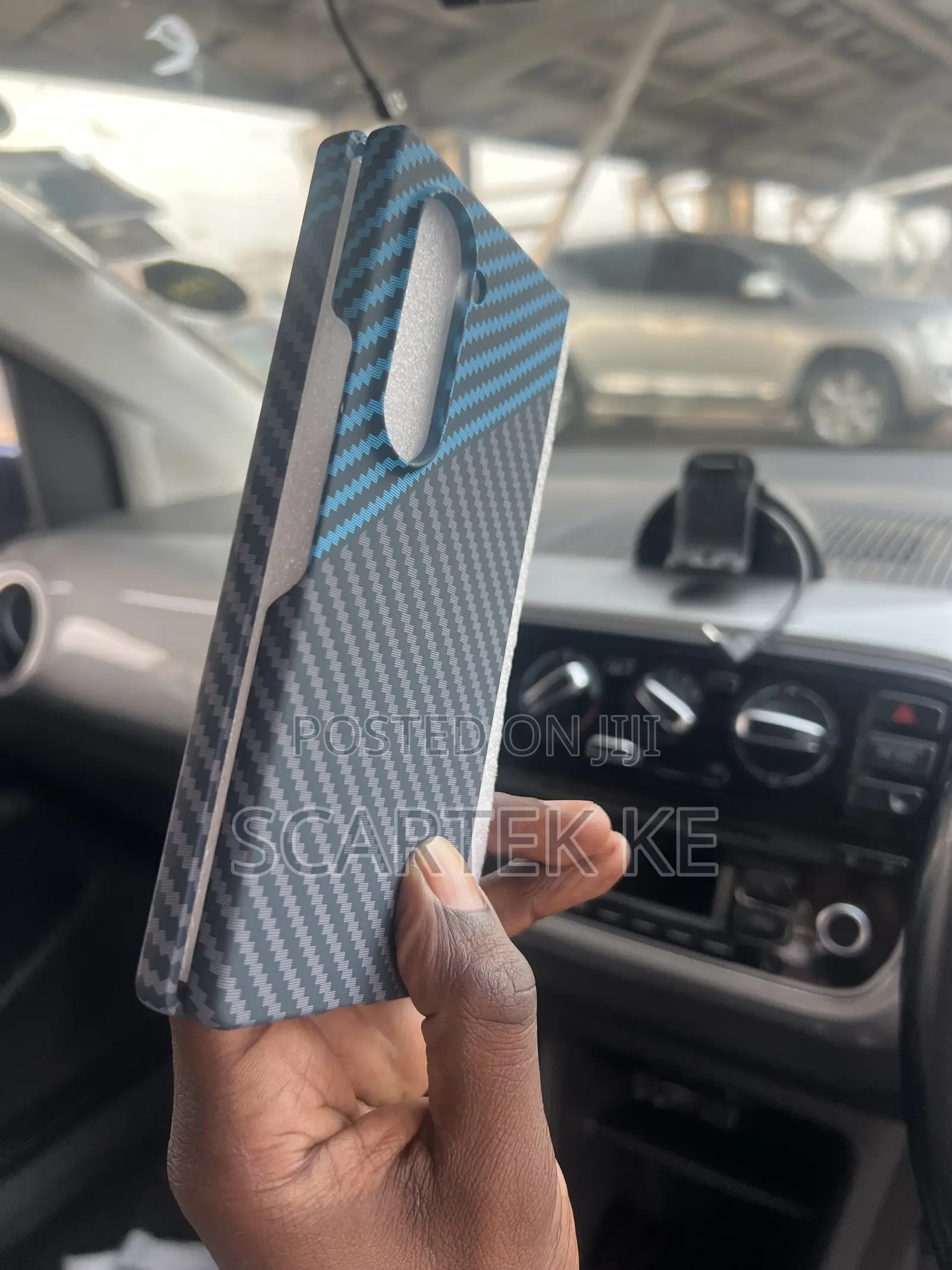 Luxury Carbon Fibre Tribal Samsung Z-Fold 6
