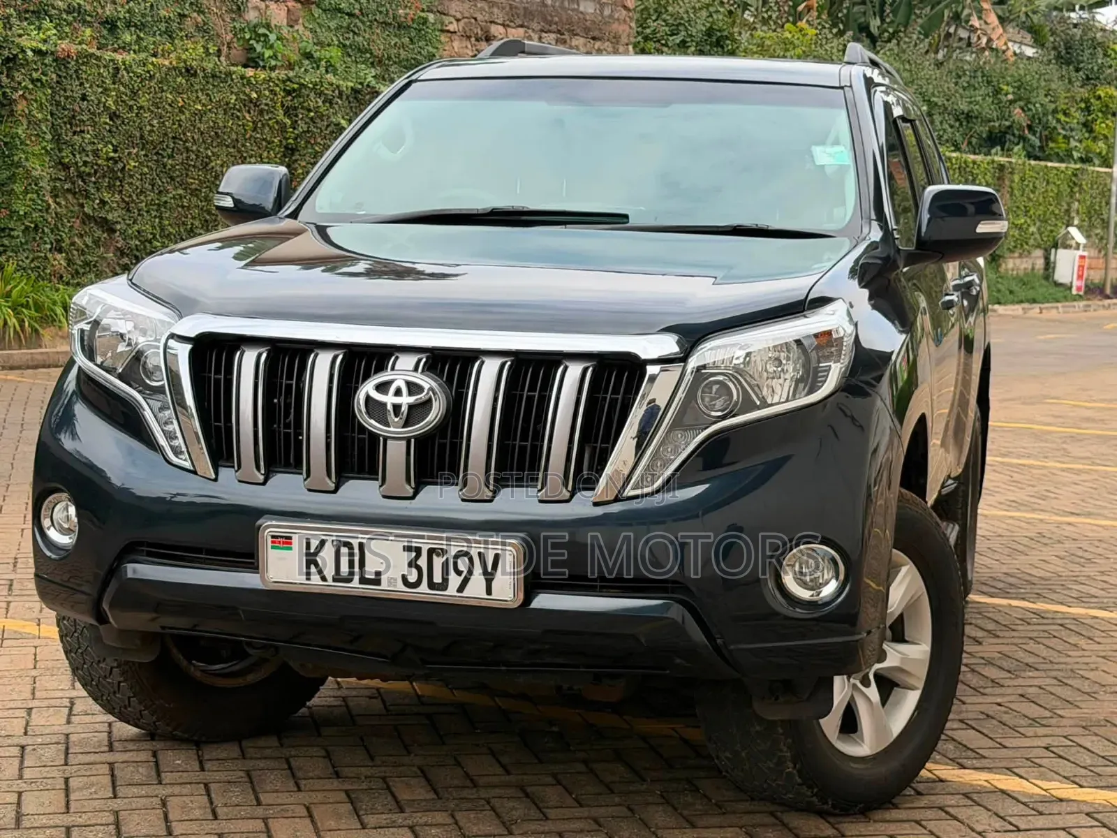 Toyota Land Cruiser Prado 3.0 TD 2011 Gray