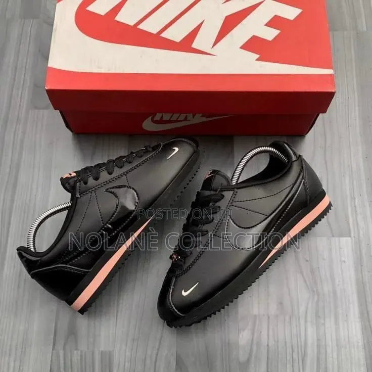 Nike Cortez Sneakers