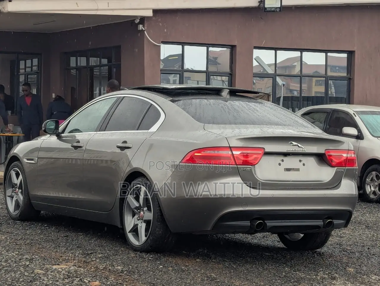 Jaguar XE 2018 Beige