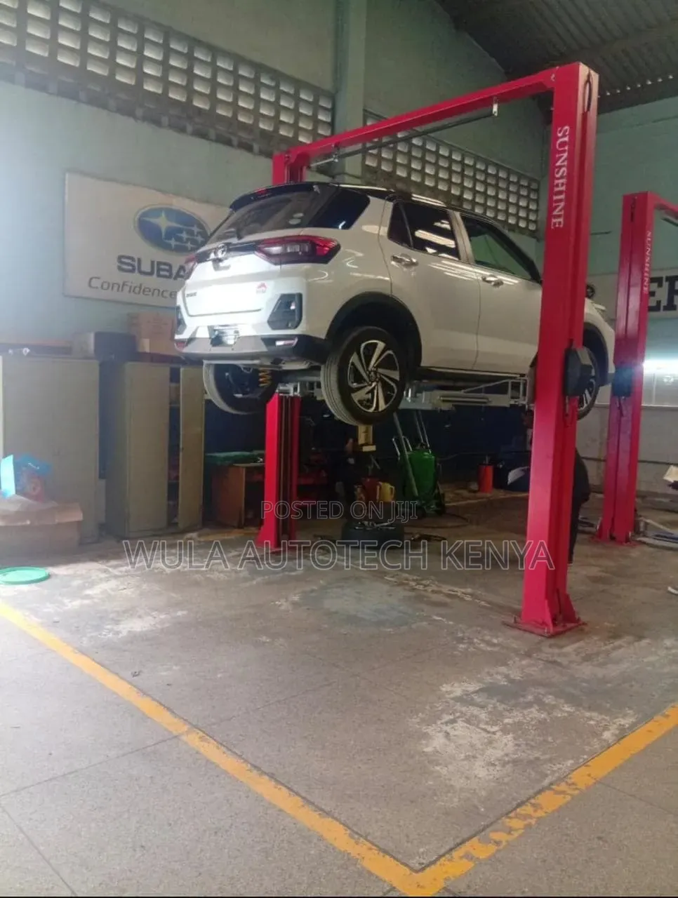 4tns Professional 2post Carlift Machine Sunshine Italy