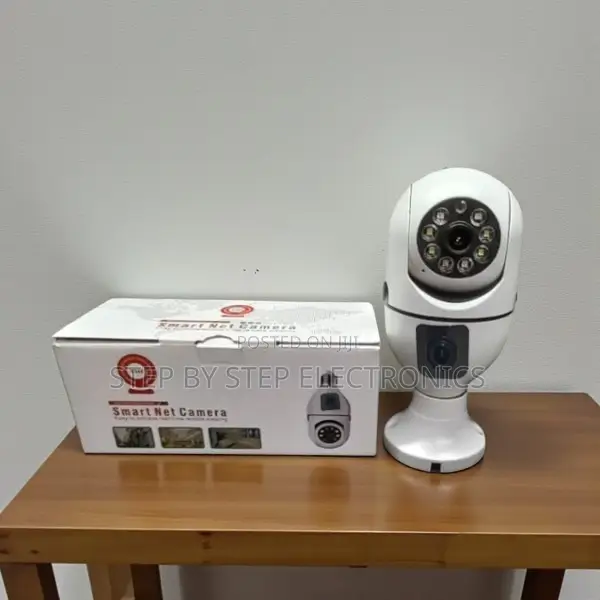 Full Color Dual View Display Dual Lens PTZ WiFi Bulb Camera