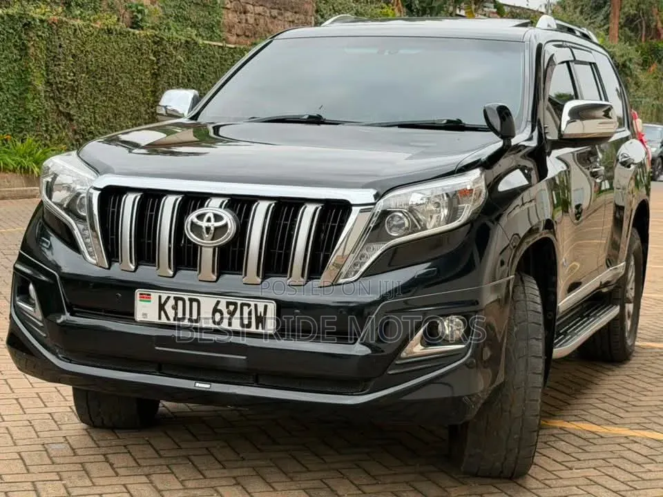 Toyota Land Cruiser Prado 2.8 2017 Black