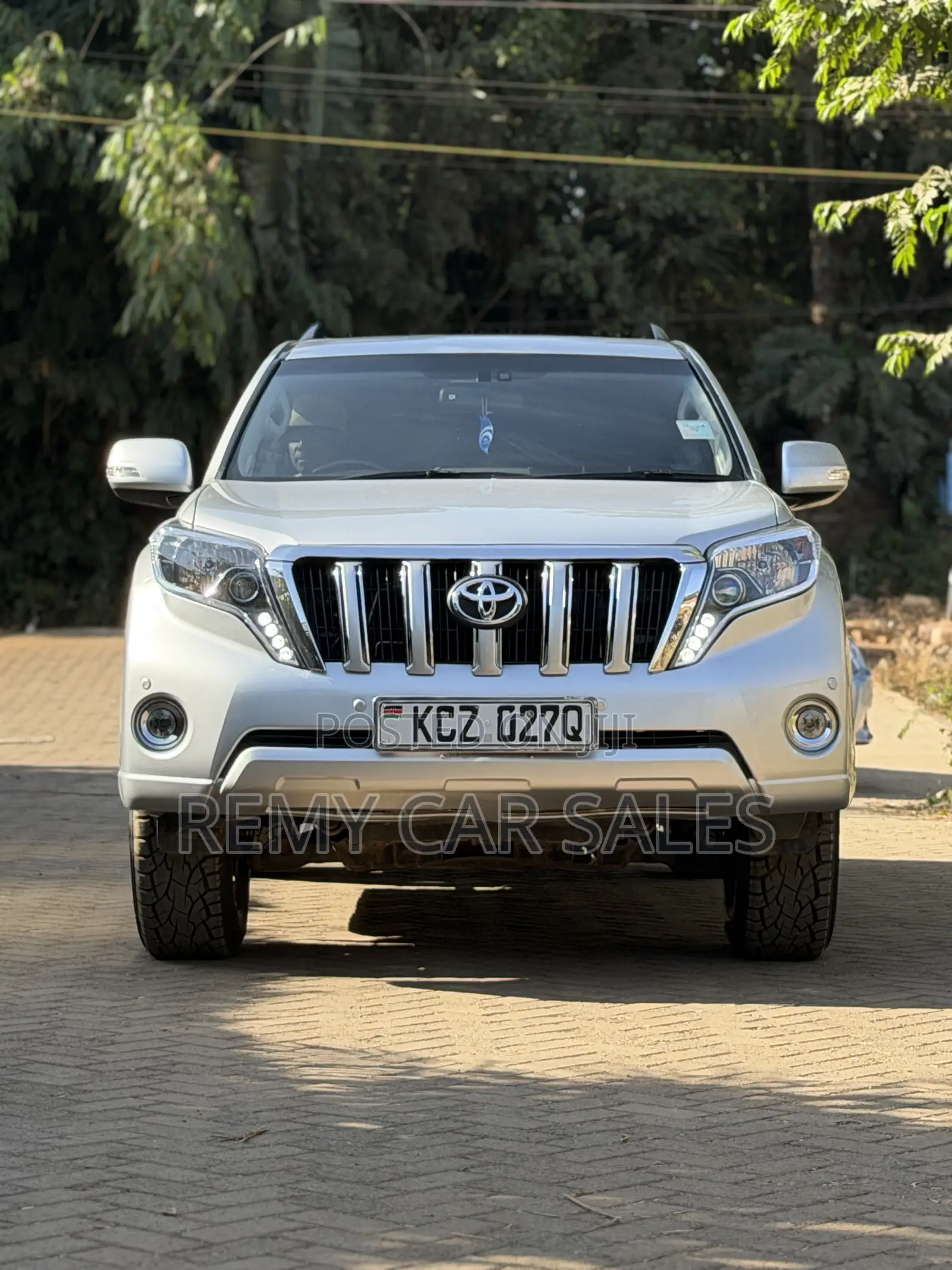 Toyota Land Cruiser 2012 Silver