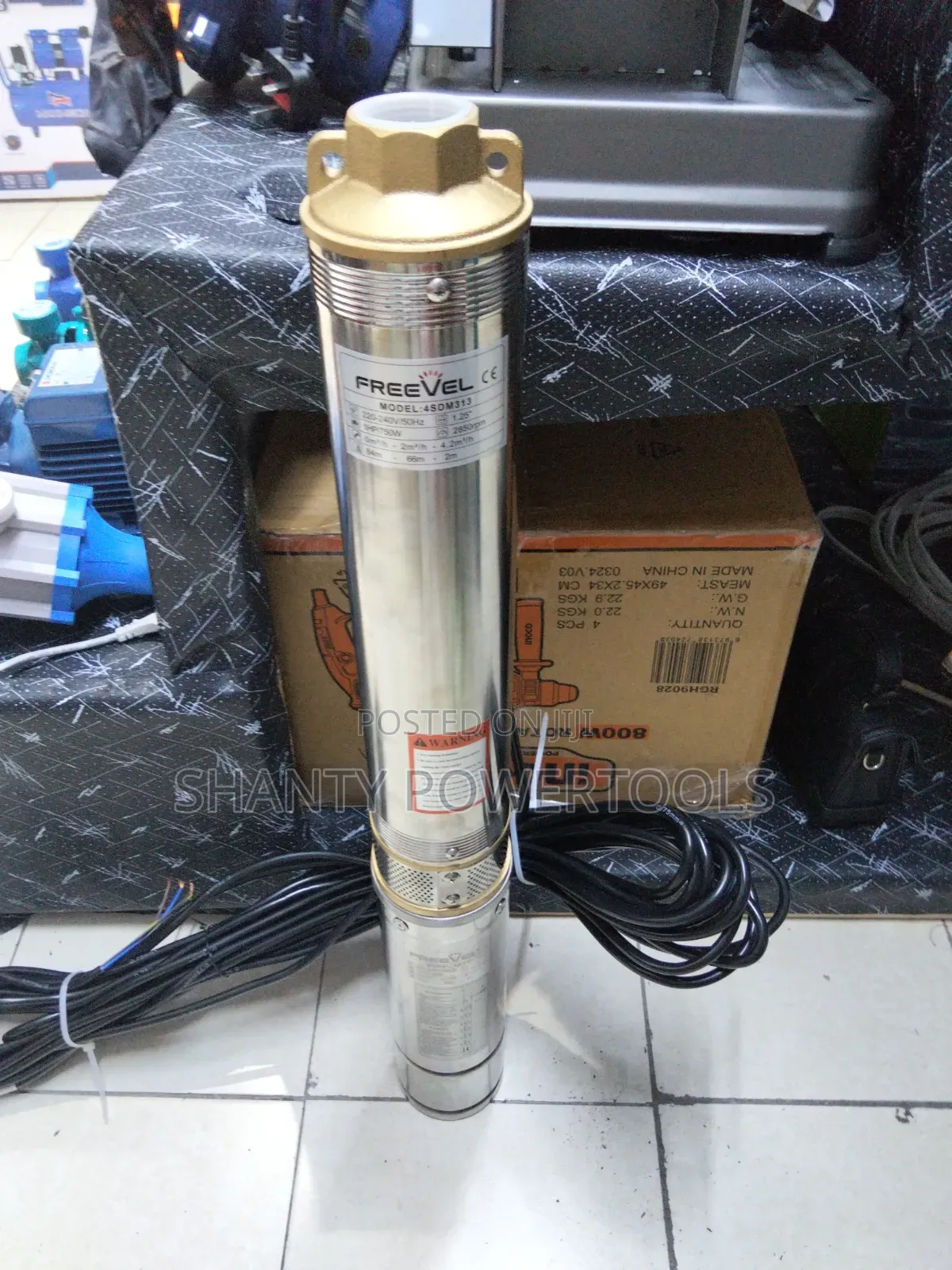 Freevel Submersible Pump 750w/88m