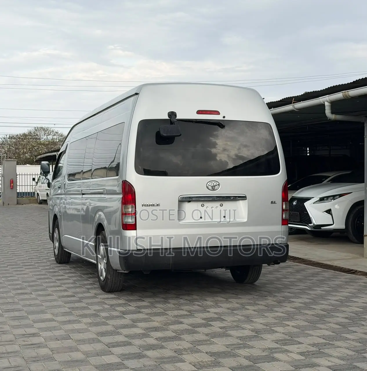 Toyota HiAce 2019 Silver