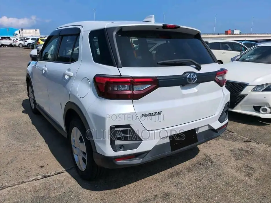 Toyota Raize 1.0 AWD 2020 Off white