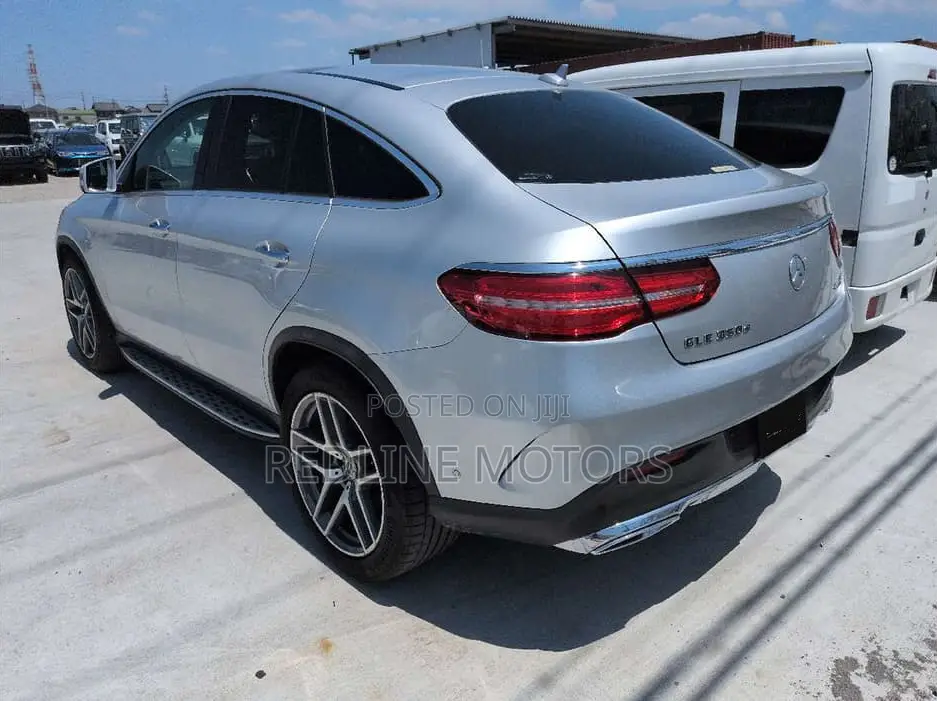 Mercedes-Benz GLE-Class GLE 350d 4MATIC 2019 Silver