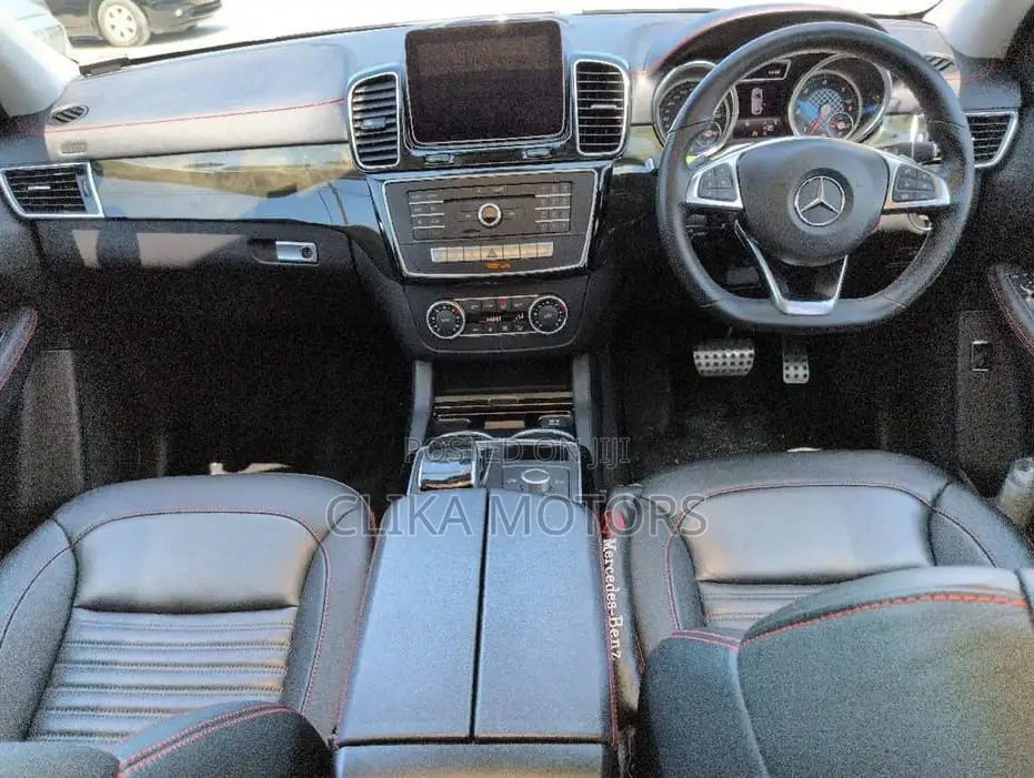 Mercedes-Benz GLE-Class GLE 350d 4MATIC 2019 Silver
