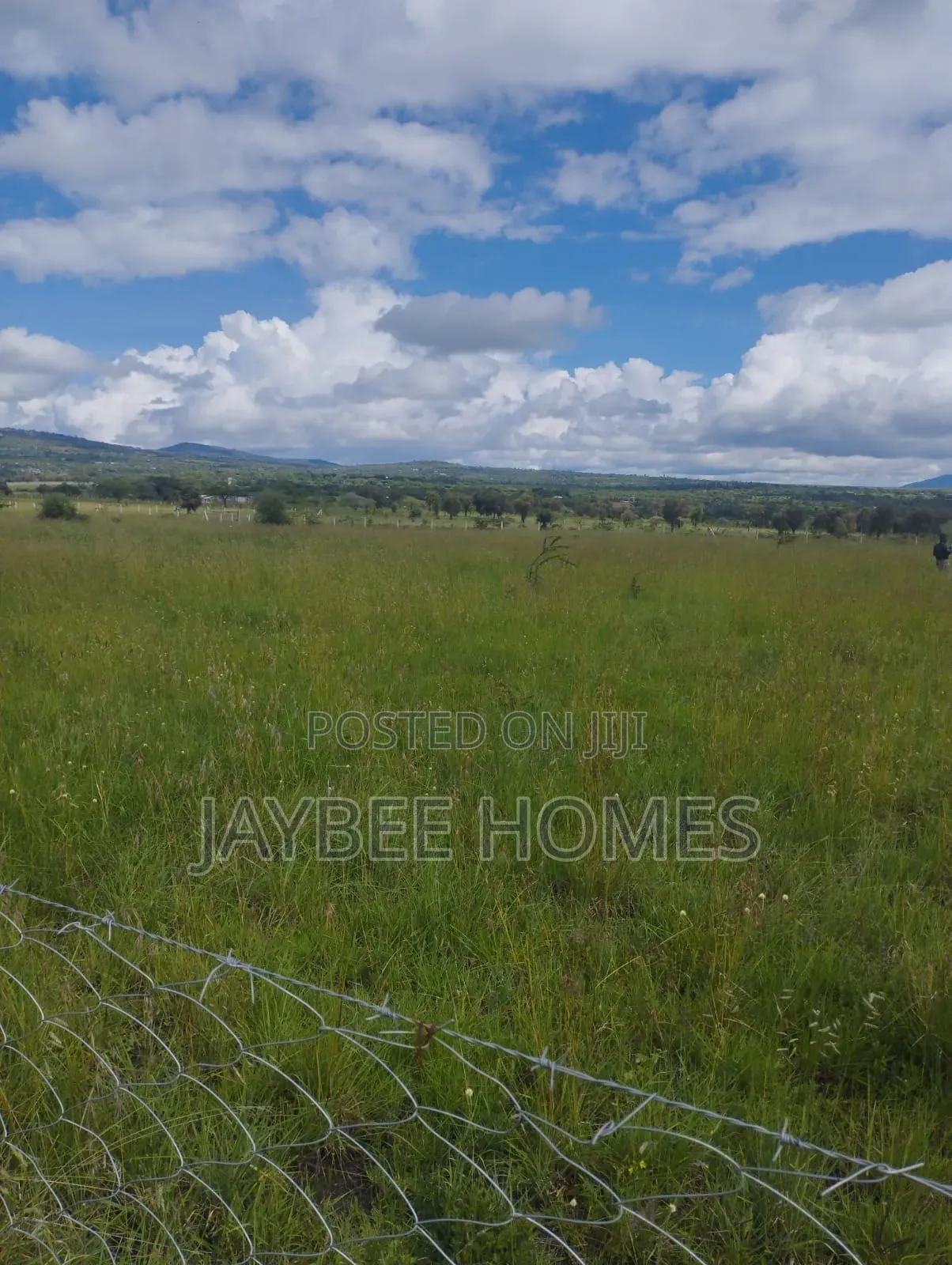 Plots in Isinya Konza Bypass