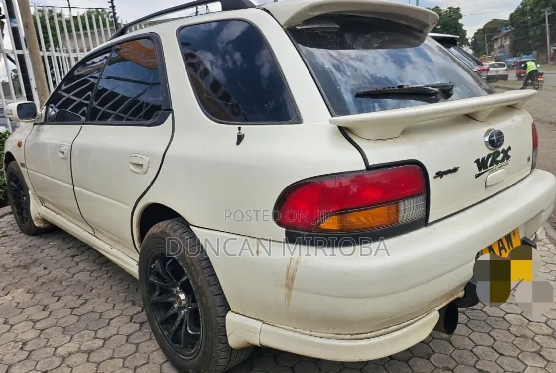 Subaru Impreza 2.0 WRX STi 2002 White