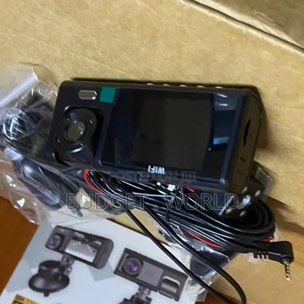 C309 3-Lens Vehicle Dash Camera Wireless Recorder