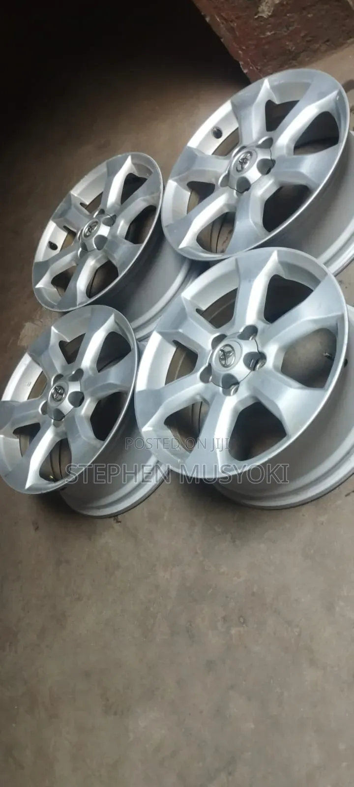 Toyota Rav4,vangurd, Harrier, 17inch Genuine Rims