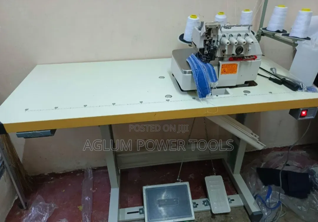 Over Lock 4 Threads Sewing Machine Siruba