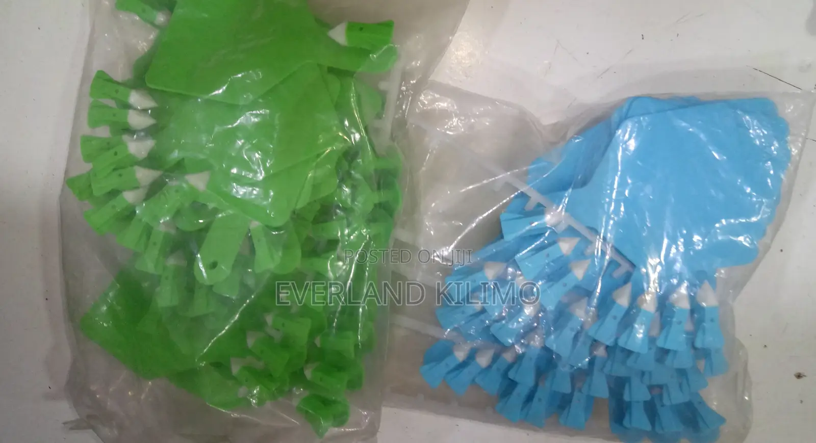 Durable Material Z Tags for Bulls