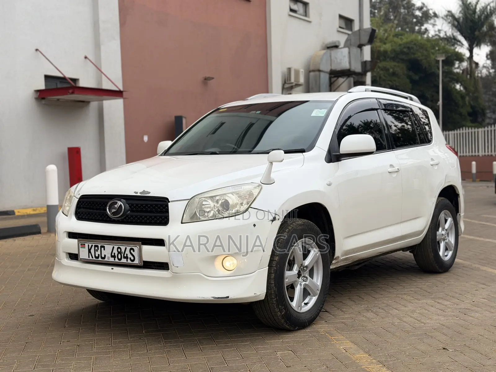 Toyota RAV4 2.4 2008 White