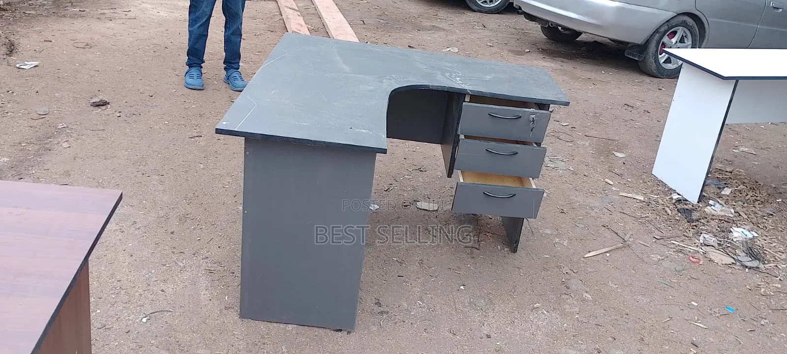 Modern L Shape Office Desk Comes With Different Colors